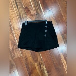 ZARA SKORT (SKIRT W/ SHORTS)🥂🥂